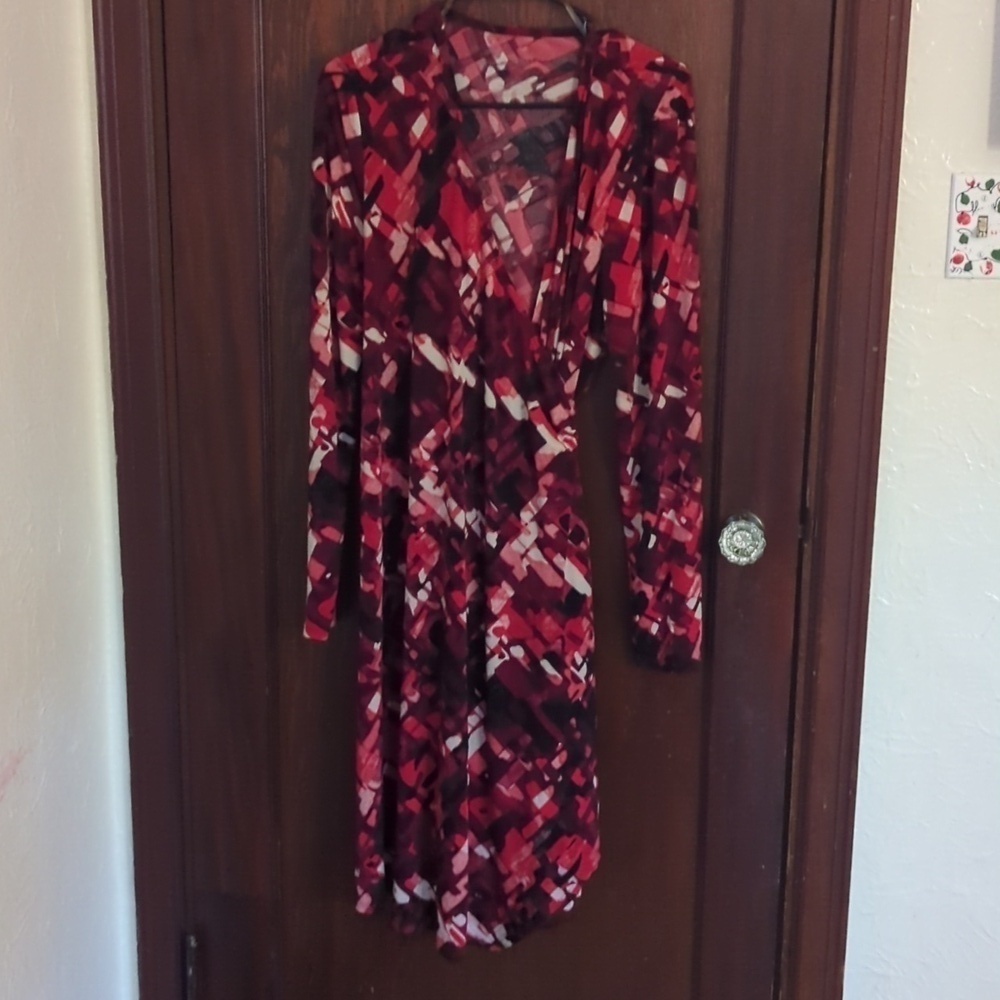Liz Lange Maternity Red & Black True Wrap Dress Size Large